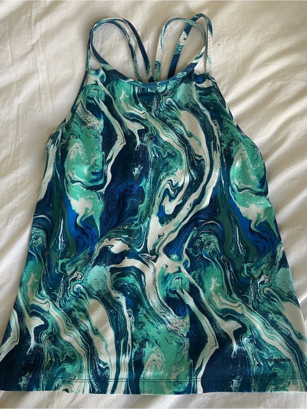Patagonia Tank Top Small Teal Blue Built In Shelf Bra Strappy Hike Outdoors Gym